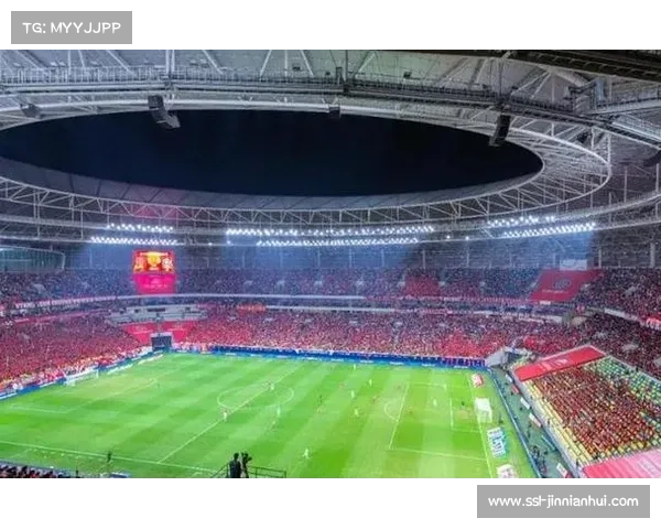 跨年赛制因场馆条件、合同周期等问题暂不推行，中超沿用自然年赛制。