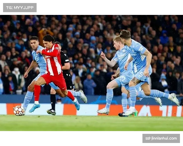 半场数据：马竞射门12次仅1次射正，波尔图门将扑救成功率100%